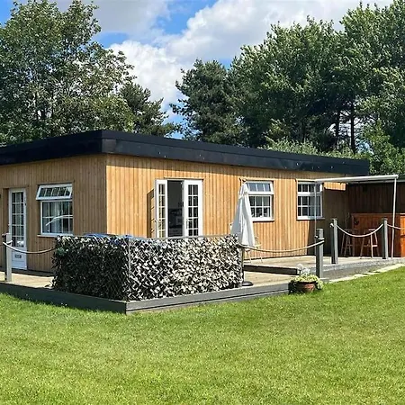 The Chalet By Hip Haus Humberston Exterior photo