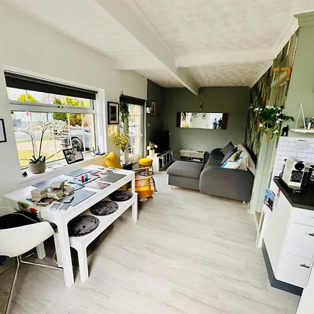 The Chalet By Hip Haus Humberston Exterior photo